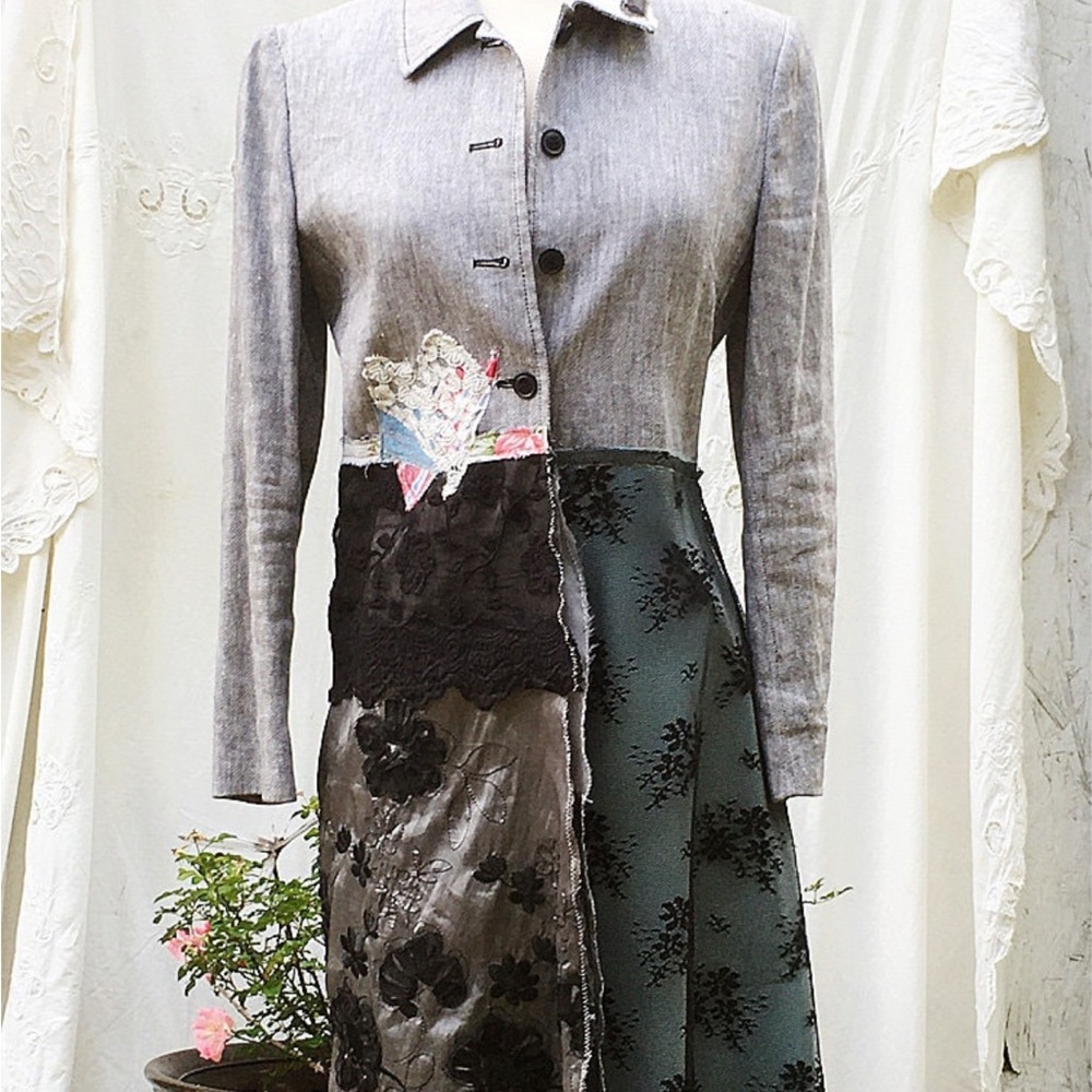 Stylish Gray and Black Patchwork Coat - image 2